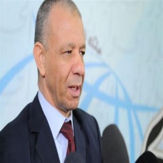 "قرينة" الرئيس الجزائري يعتزم إجراء تعديل وزاري