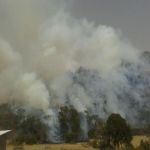 النماص -مدني تنومة يسيطر على حريق جبل "عثربين"