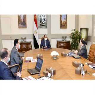 الرئيس المصري يوجه بزيادة الرواتب والمعاشات ورفع الحد الأدنى للأجور وإقرار علاوتين