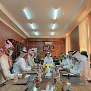 بلدي #بارق يناقش طرق دعم مشاريع البلدية