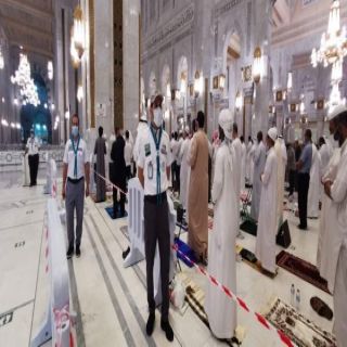 قادة كشافة #تعليم_مكة يقدمون 2700 ساعة تطوعية في خدمة ضيوف الرحمن بالمسجد الحرام