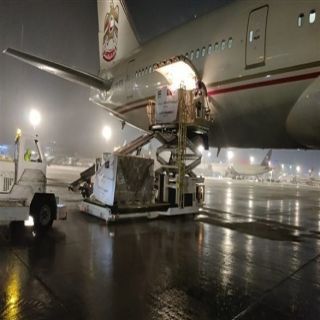 الإمارات ترسل طائرة تحمل على متنها 50 طناً من المواد الغذائية لبنغلاديش