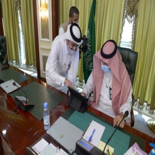 ‬رئيس #جامعة_الملك_خالد يدشن جائزة أفضل مشاركة في اليوم الوطني والمسابقة التاريخية