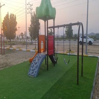 بالصور- بلدية بارق تستعد لإستقبال زوار المُحافظة بتهيئة الحدائق العامة