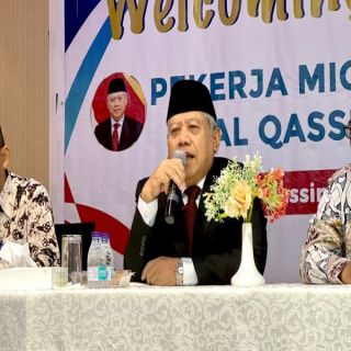 السفير الإندونيسي لدى المملكة يزور تجمع القصيم الصحي