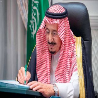 #أمر_ملكي إعفاء مُدير #جامعة_الملك_عبدالعزيز من منصبه