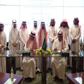 رئاسة شؤون الحرمين توقع اتفاقية تعاون وشراكة مجتمعية مع مؤسسة عبدالقادر المهيدب لخدمة المجتمع