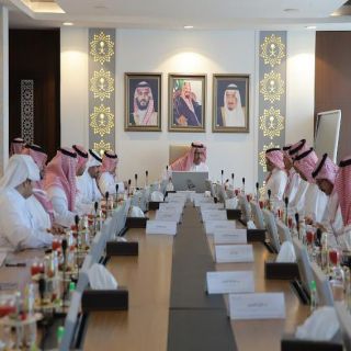 سمو أمير الباحة يبحث مع الوزير السواحة البنية الرقمية للمنطقة