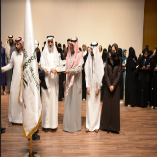 رئيس #جامعة_الملك_خالد يشهد حفل اختتام فعاليات "الأولمبياد الثقافي الثامن"
