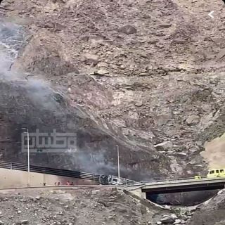 مصرع  20 شخصاً وإصابة آخرين في حادث اصطدام وإنقلاب باص معتمرين" بعقبة شعار