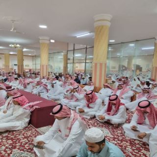 بحضور رئيس المركز :أهالي حميد العلايا يؤدون صلاة عيد الفطر المبارك
