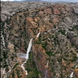 فيديو- عدسة الحارثي ترصد جمال شلالات ساقين جنوب غرب مُحافظة #تنومة