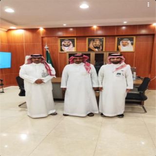 وكيل محافظة بارق يستقبل مدير الشؤون القانونية بفرع وزارة التجارة في عسير