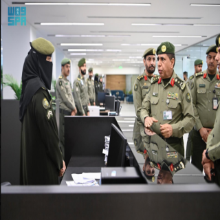 الفريق اليحيى يقف على سير العمل بجوازات منفذي جسر الملك فهد والرقعي