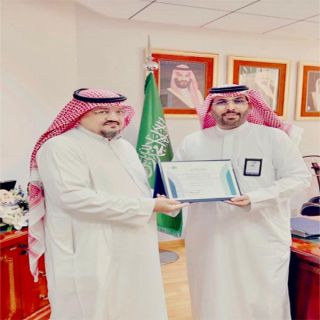 #أمانة_جدة تكرم الشهراني نظير تميزه في عمله