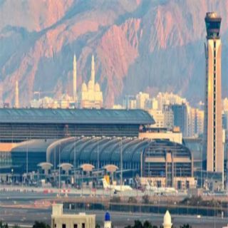 هيئة الطيران المدني في عُمان توضح اسباب هبوط طائرة اضطراريًا في مطار مسقط