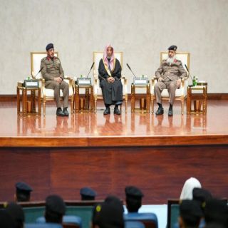 معالي الدكتور "الشثري" يُقيم محاضرة لمنسوبي الدفاع المدني