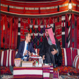 سمو ولي العهد يستقبل رئيس وزراء اليونان في المخيم الشتوي في العلا