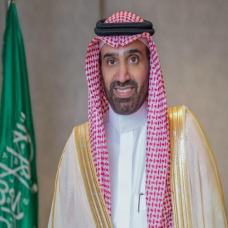 وزير الموارد البشرية يرعى حفل "جائزة العمل" بنسخته الرابعة