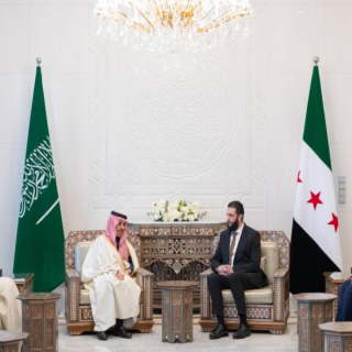 سمو وزير الخارجية يبحث مع الإدارة السورية الجديدة سبل دعم أمن واستقرار سوريا
