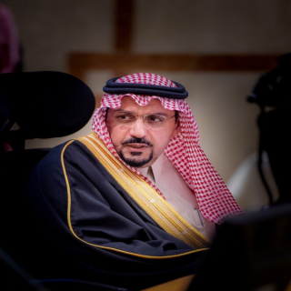 سمو أمير القصيم يوجه بتسمية قاعة في الغرفة التجارية باسم الأستاذ إبراهيم الزويد رحمه الله