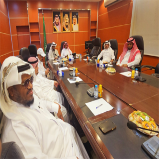 محافظ بارق المُكلف يرأس إجتماع إنطلاق مُبادرة #أجاويد_3