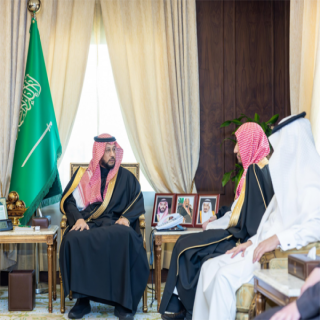 سمو نائب أمير عسير يستقبل بديوان الإمارة رئيس المحكمة العامة في أبها
