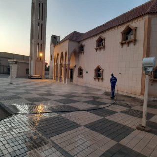 أمانة القصيم تنتهي من تنظيف 168 جامعًا ومصلى لإقامة صلاة عيد الفطر بمدينة بريدة