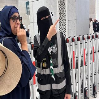 355 من فتيات الكشافة يشاركن في تنظيم الحشود بالمسجد الحرام