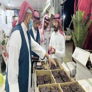 جولات رقابية على الملاحم ومحلات الخُضار في مُحافظة العويقية