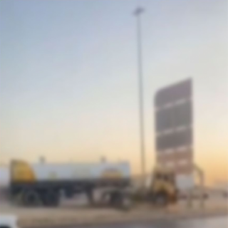 مرور الرياض يُباشر حاث اصطدام صهريج بمحل تجاري
