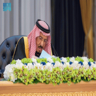خادم الحرمين الشريفين يرأس جلسة مجلس الوزراء في الرياض