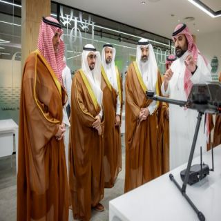 وزير الاتصالات يزور مركز ريادة الأعمال الرقمية "كود" في جامعة القصيم