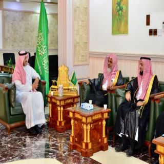 مُدير عام فرع هيئة الباحة يلتقي مدير تعليم المنطقة