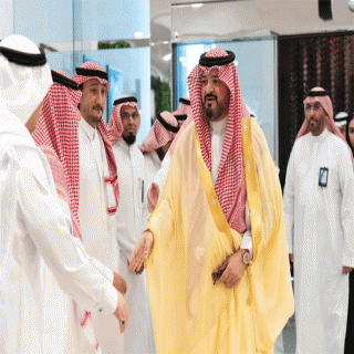 أمين جدة إحسان بافقيه يباشر مهام عمله ويطّلع على سير العمل بالأمانة