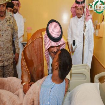 أمير الباحة يزور المصابين في تمرين "صمام5" وينقل لهم تحيات خادم الحرمين الشريفين