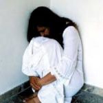 عصابة يمنية تختطف فتاة من منزل والدها وتتوجه بها إلى اليمن