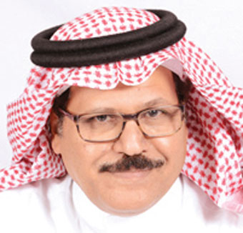  المستشار ورئيس قسم الإعلام والاتصال بالجامعة الأستاذ الدكتور علي بن شويل القرني