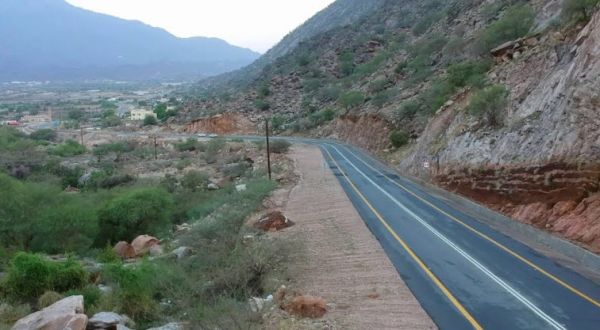  الطريق الرابط بين مركز ثلوث المنظر وقُرى وادي الخير 